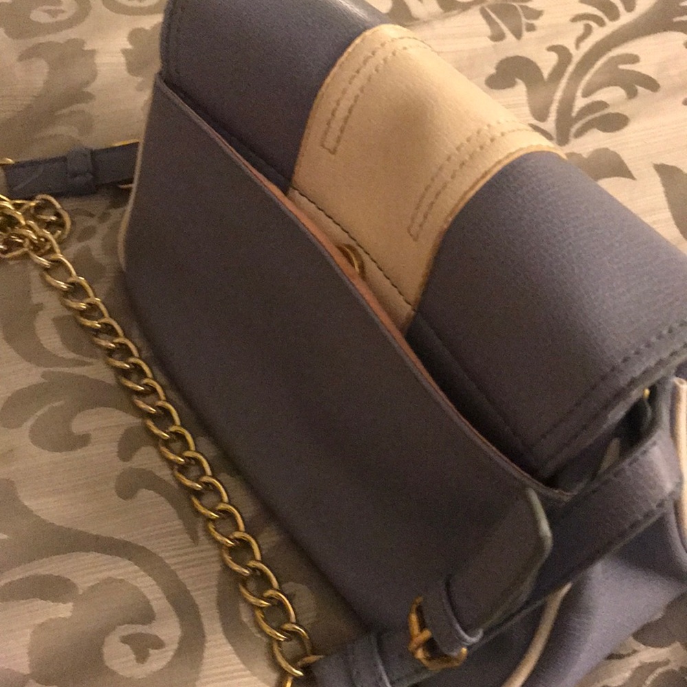 Purse - Picture 4 of 7